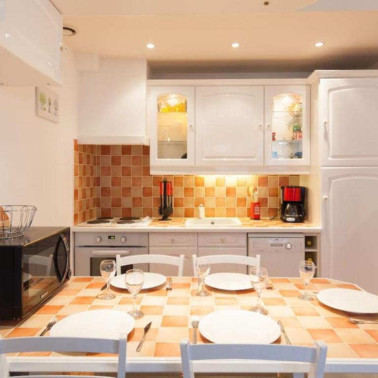 Charmant, agréable et spacieux F3 centre Cannes - Two-Bedroom Apartment - 28