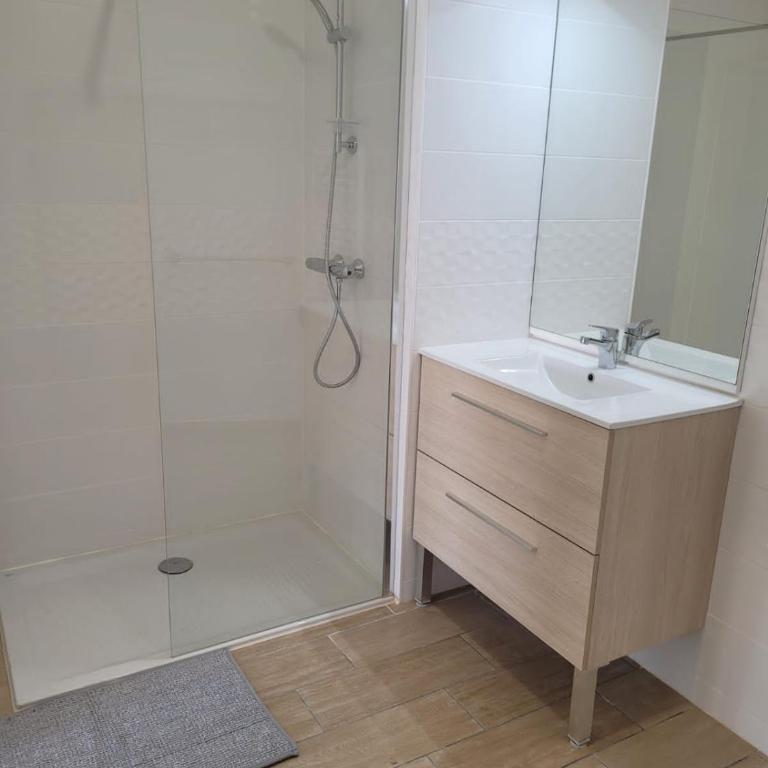 Superbes appartements neufs à Montpellier - Two-Bedroom Apartment - 3