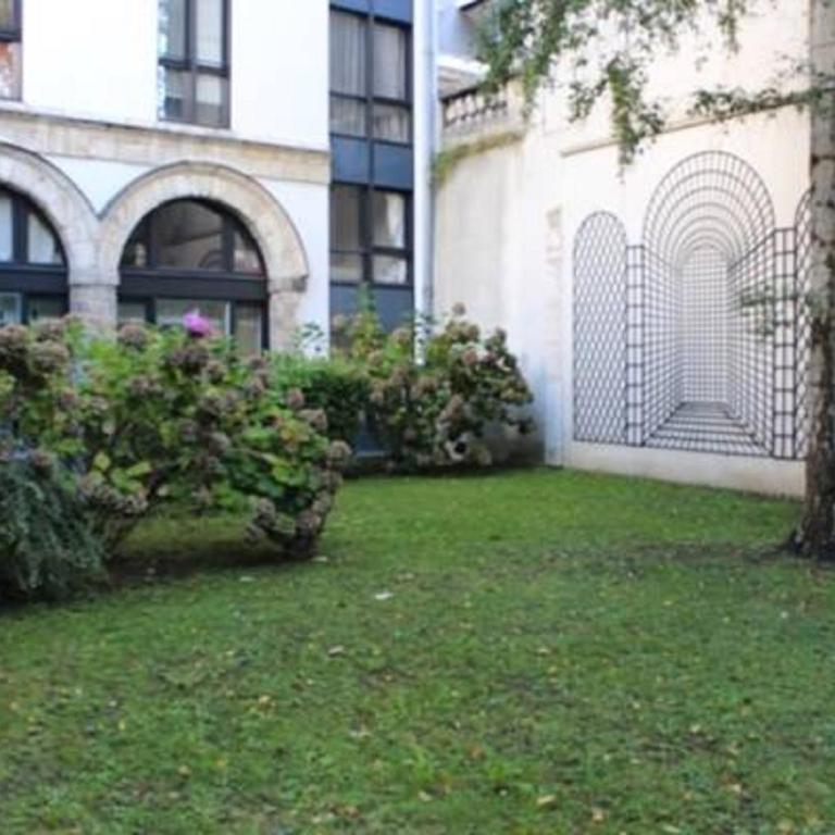 Escalille le Voltaire - Apartment - Ground Floor - 40 rue Voltaire - 7