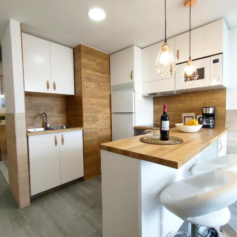 Light Blue Holiday Home - Apartamento - 4