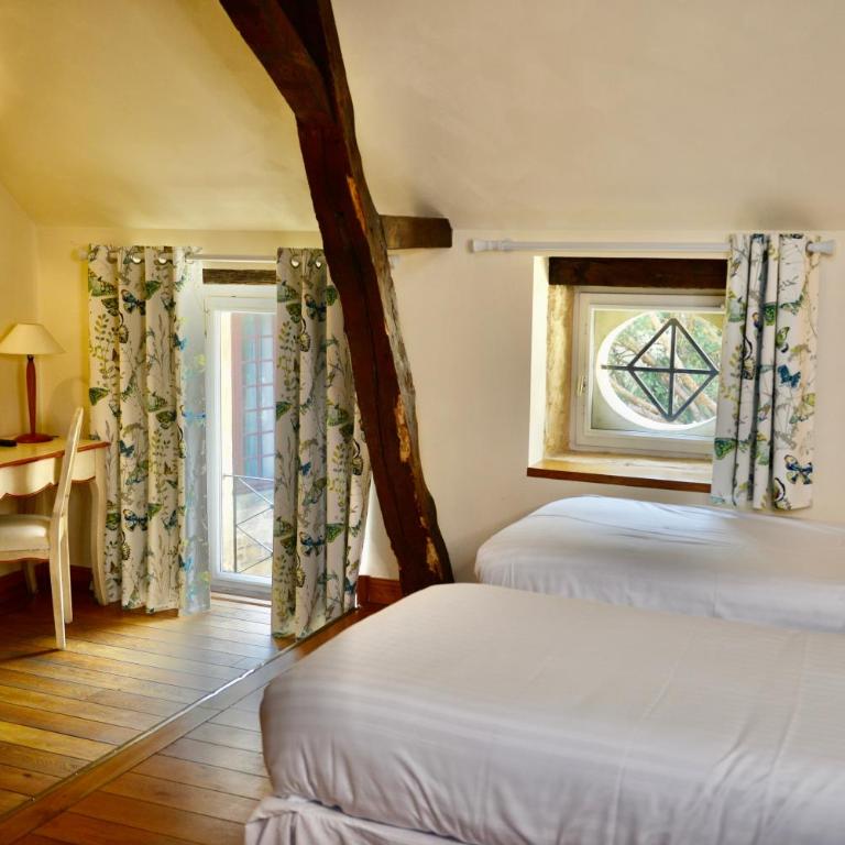 La Villa des Consuls - Gîte de tourisme de charme - Grande Chambre Double (2ème Étage) - 3