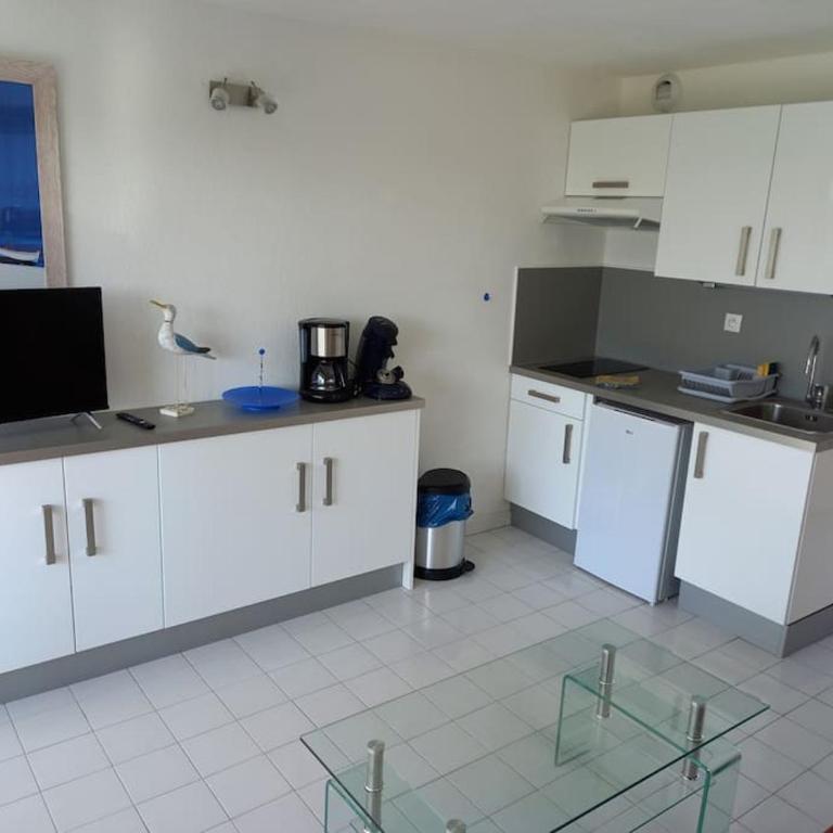 Amoureva F30, T2, parking, clim, piscine - Appartement 1 Chambre - 3