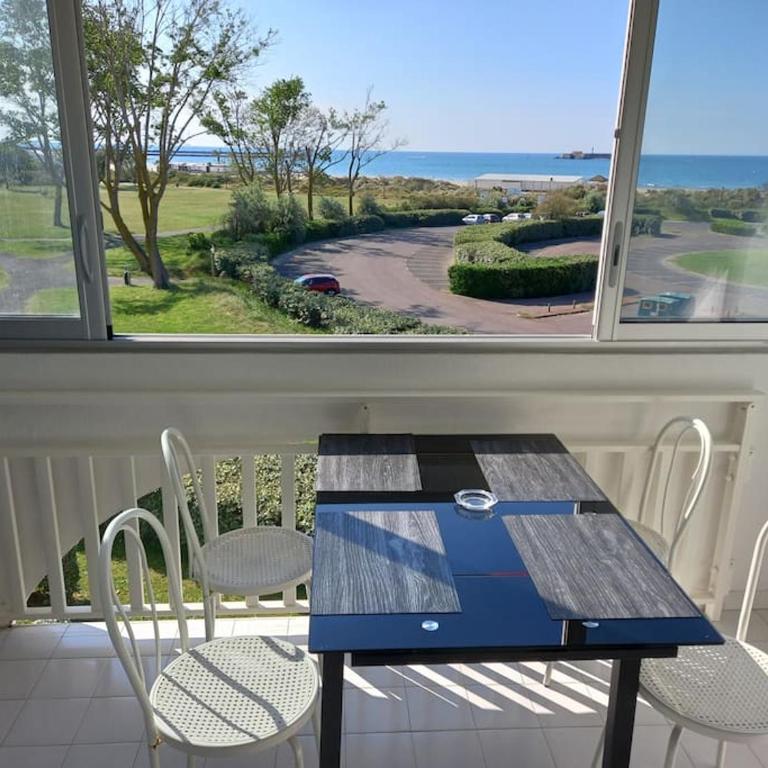 Amoureva F30, T2, parking, clim, piscine - Appartement 1 Chambre - 6