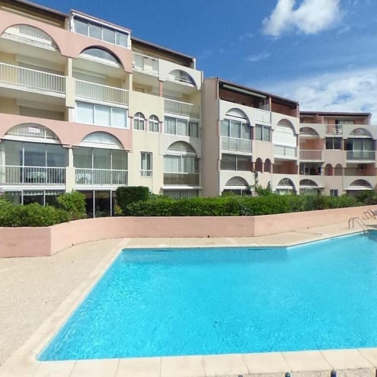 Amoureva F30, T2, parking, clim, piscine - Appartement 1 Chambre - 16
