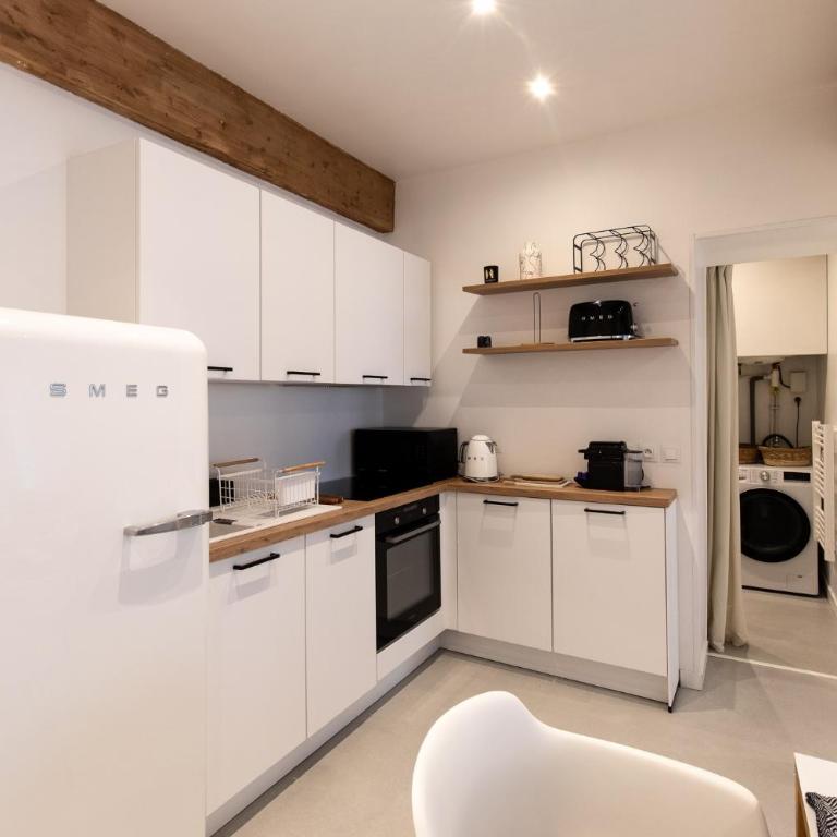 "L'historique" - Charmant appartement en centre-ville historique - One-Bedroom Apartment - 9