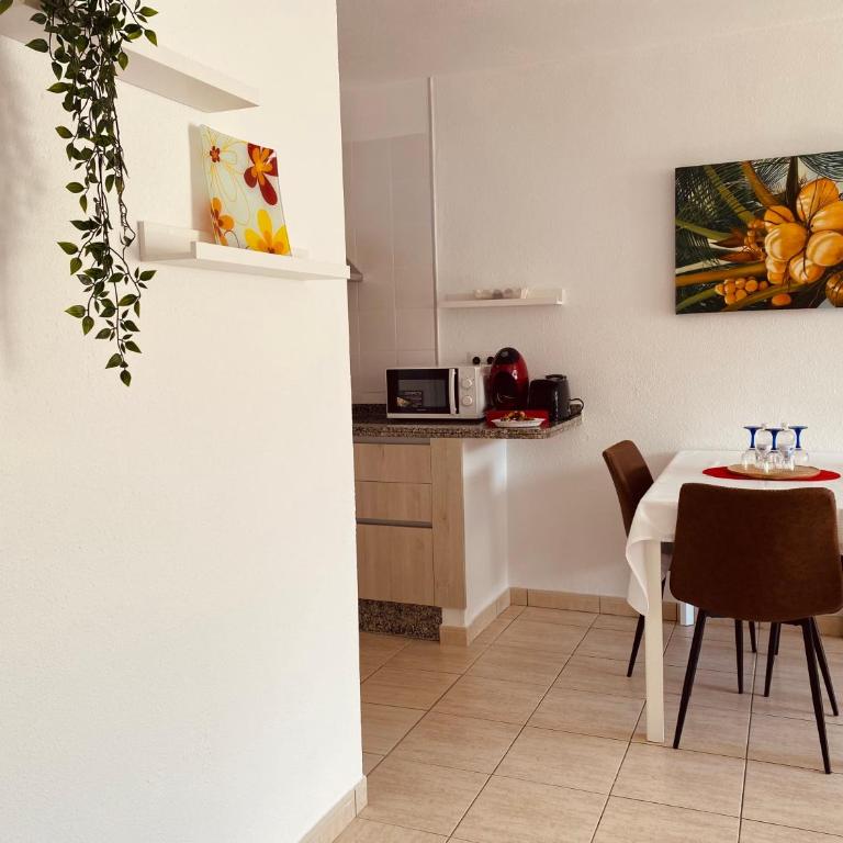 Royal Holiday Home - Apartamento - 12
