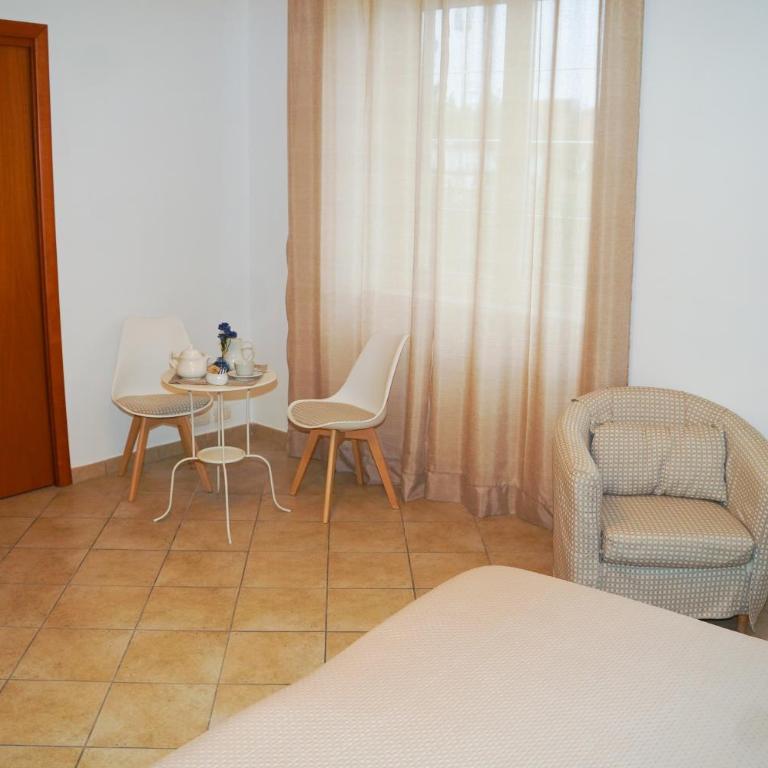 IL GLICINE - Double Room with Private Bathroom - 2