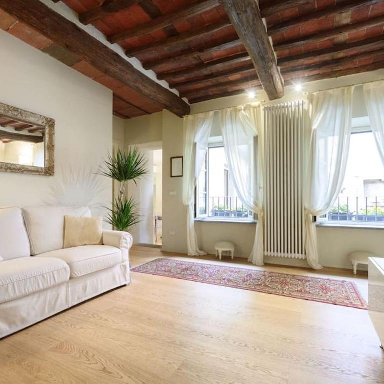 Corte Paolina - charming courtyard inside Lucca - Appartamento con 2 Camere da Letto - 3
