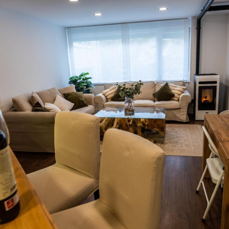 Fantastic brand new apartment in best location just few steps from the ski slope! private parking - Apartamento de 3 dormitorios - 1