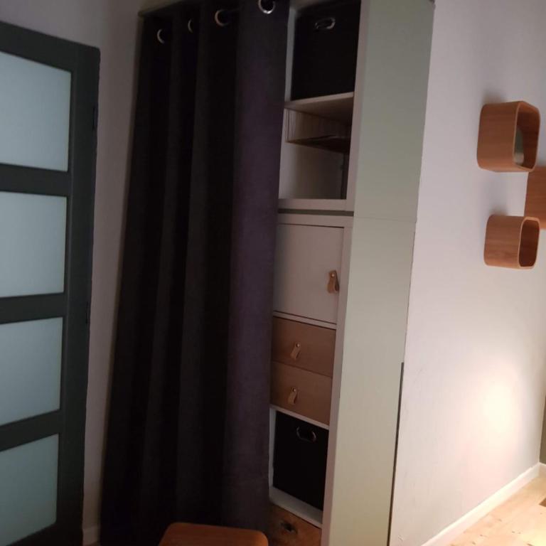 le J&J Appartement spacieux climatisé en centre ville - Appartement 1 Chambre - 36