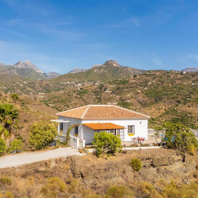 Awesome Home In Torrox - Casa de 4 dormitorios - 15