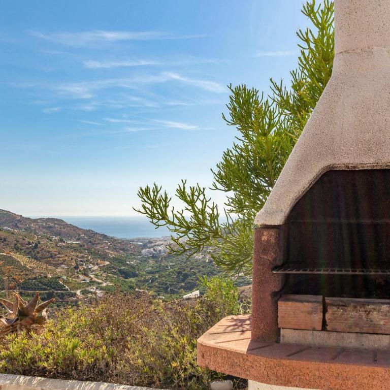 Awesome Home In Torrox - Casa de 4 dormitorios - 16