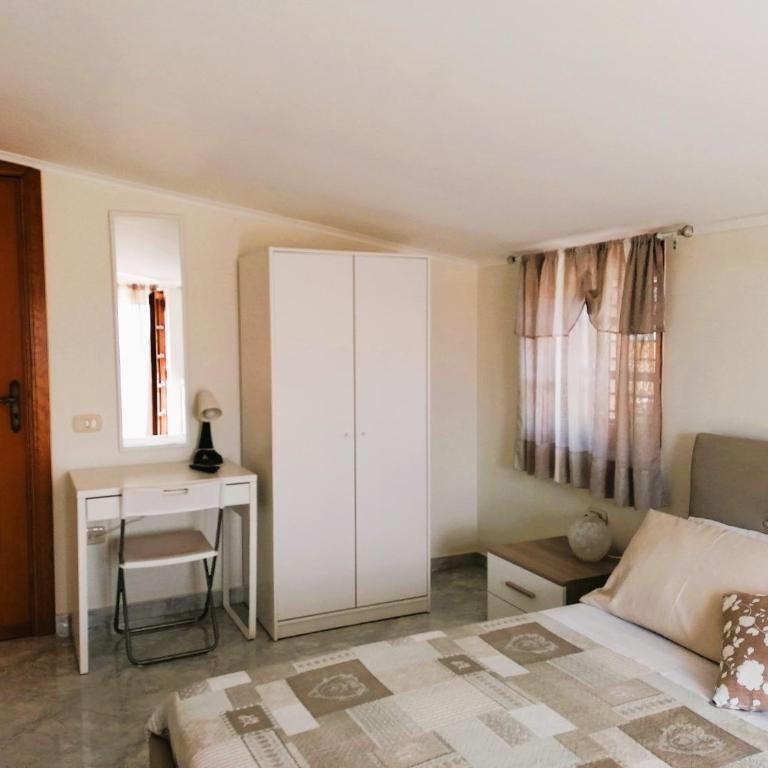 Rara Domus B&B - Camera Matrimoniale Deluxe - 10