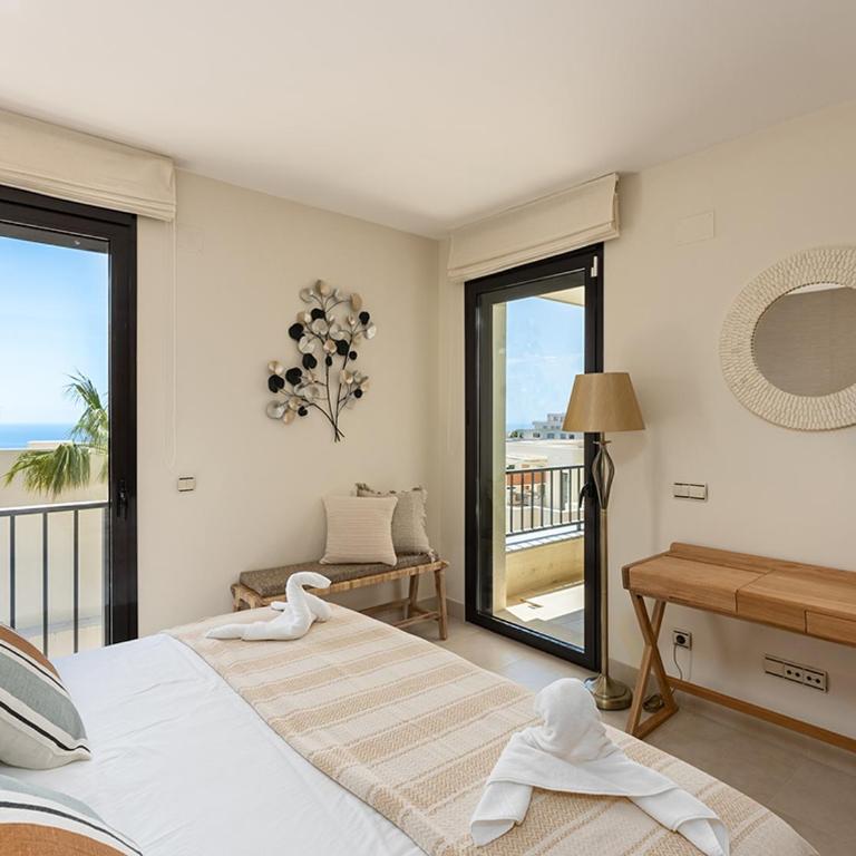 360° seaview apartment Samara Resort Marbella - Three-Bedroom Apartment - 20