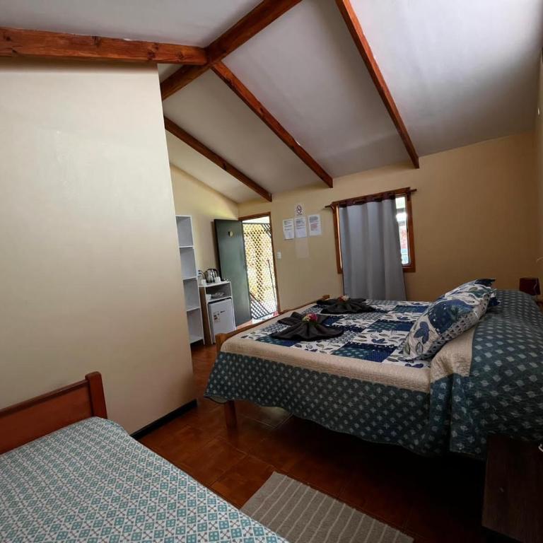 Camping Hostal Tipanie Moana Aeropuerto Centro - Standard Queen Room - 5