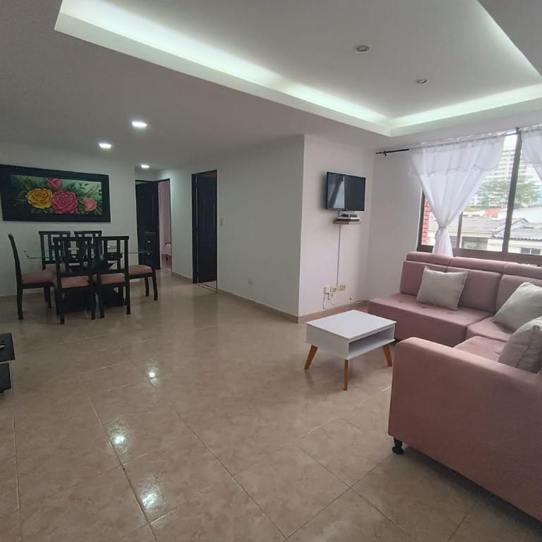 Alojamiento MariaLindelia - Apartamento de 4 habitaciones - 1