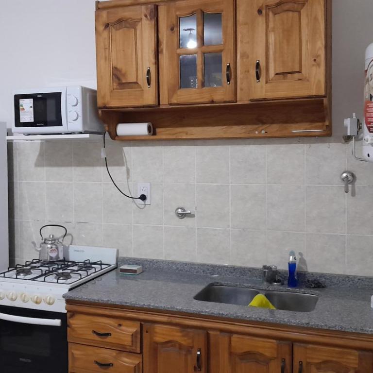 Departamentos x dia Viedma 3 CON COCHERA - Apartamento de 1 dormitorio - 8