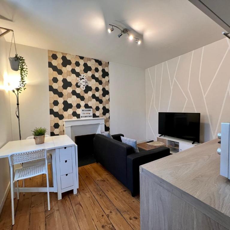 LE VICTOR HUGO - Wifi - Centre ville - PROPERTY RENTAL NM - Appartamento Superior - 35