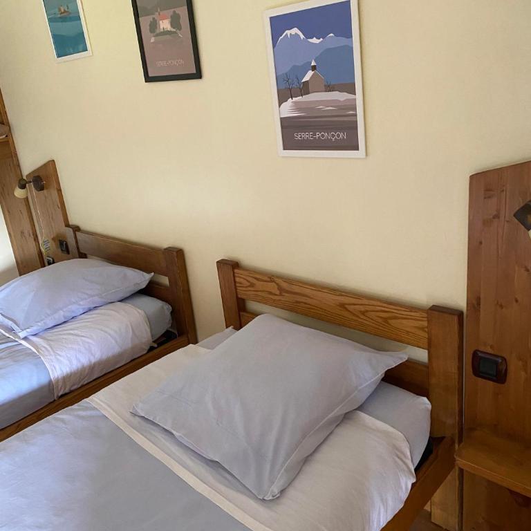 Gîte les 3 cols - Chambre Double - Vue sur Montagne - 2