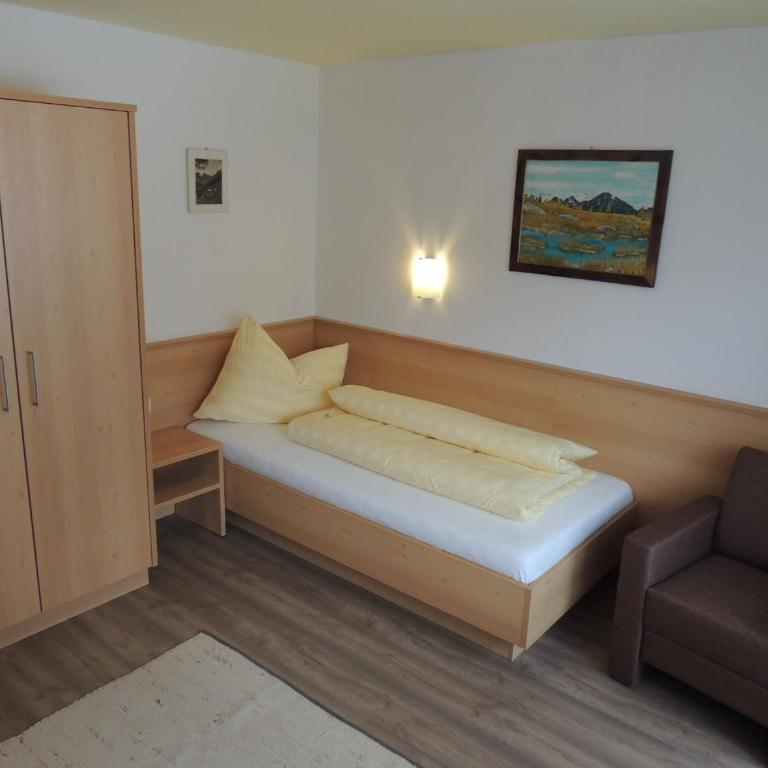 Pension Winnebach - Großes Einzelzimmer mit Balkon - 4