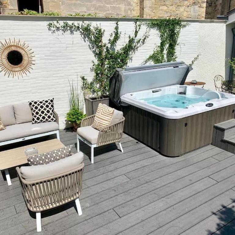 Maison d’hôtes, terrasse & jacuzzi en plein centre - Villa - 7
