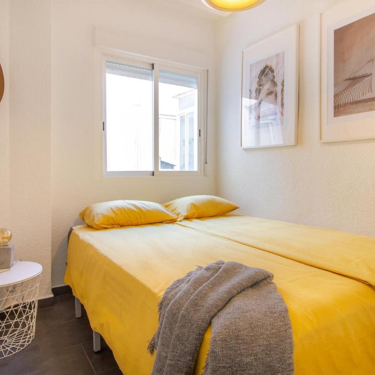 3 Bedroom Lovely Apartment In Santa Pola - Apartamento de 3 dormitorios - 16