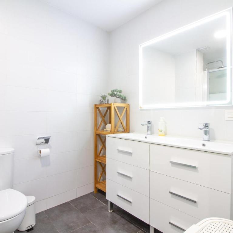 3 Bedroom Lovely Apartment In Santa Pola - Apartamento de 3 dormitorios - 19