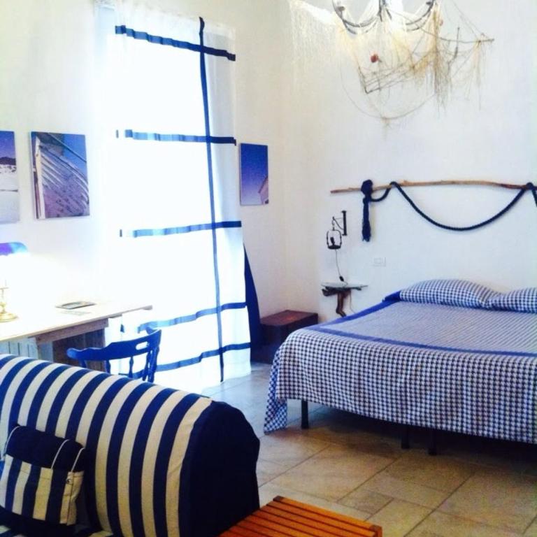 B & B Stella Marina - Triple Room with Bathroom - 6