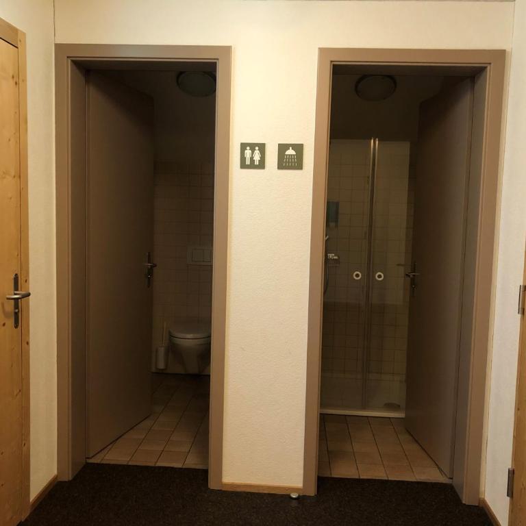 Bärghuis Jochpass - Alpine Hideaway - 2222müM - 2 Betten im gemischten Schlafsaal - 3