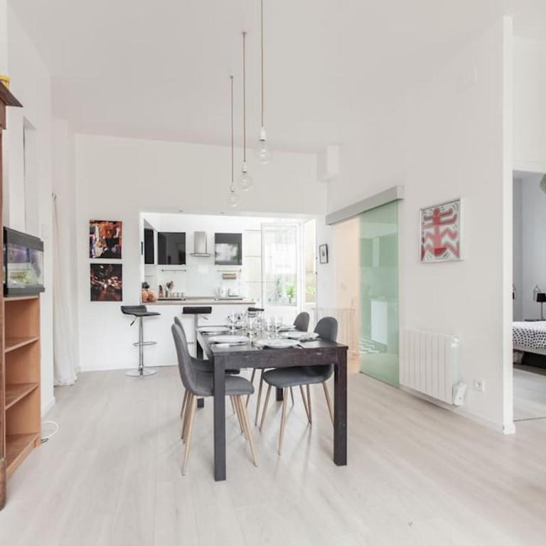 R Appartement Cosy Orangerie 120 m2 pour 6 personne parking gratuit proche centre - Three-Bedroom Apartment - 9
