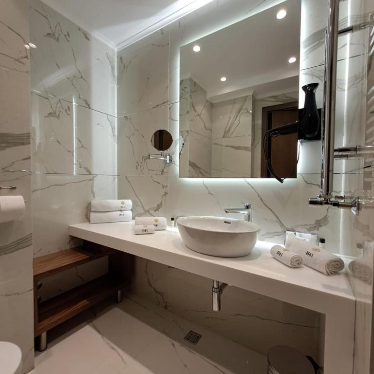 H41 Luxury Suites - Deluks Junior Apartman - 2