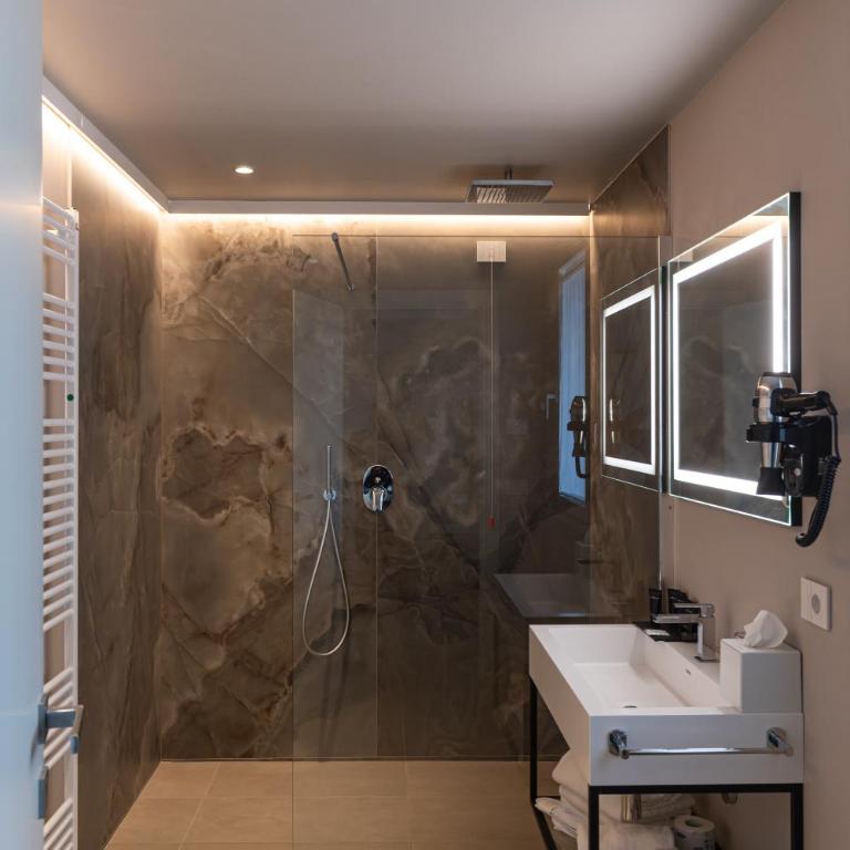 Hotel Cristal - Suite con Vista Lago - 4