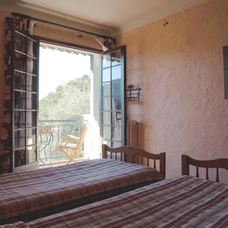 Auberge De La Madone - Provençale Zweibettzimmer mit Balkon und Talblick - 5