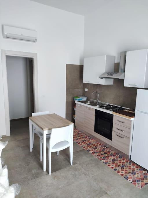 Appartamento sul mare con parcheggio privato - Appartamento con 1 Camera da Letto - 6