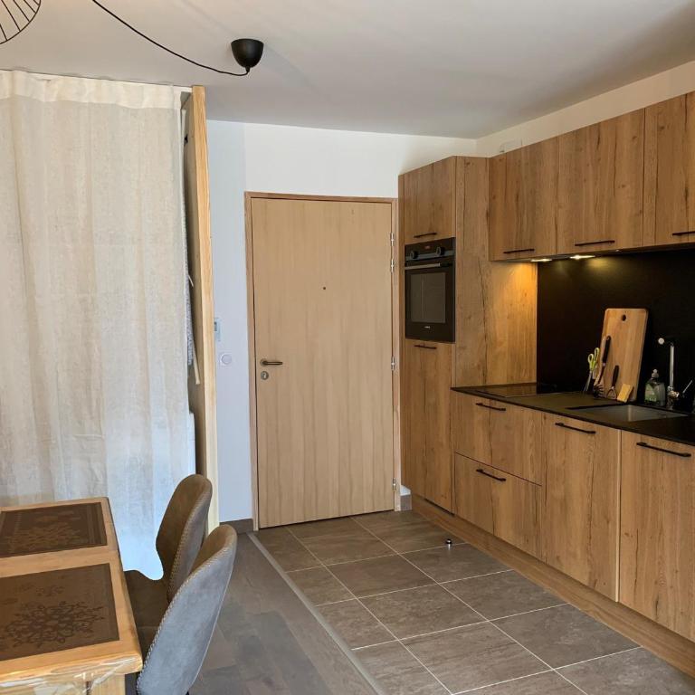 Superbe 2 pièces à Châtel avec garage privatif - FR-1-198-239 - Apartment - 3