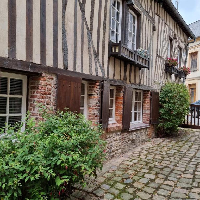 Le Temps d’une Pause Cosy with Fireplace Honfleur Centre - Studio - 12