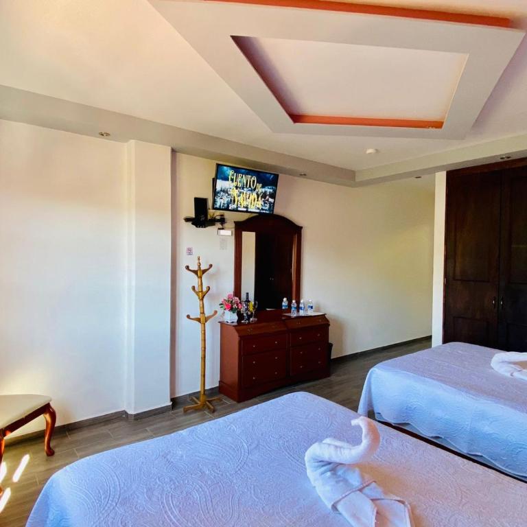 Hotel Hacienda Real - Standard Twin Room with Mountain View - 2