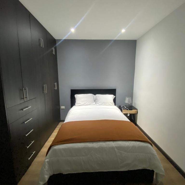 Lindo Dep excelente ubicación - Apartamento de 2 dormitorios - 2