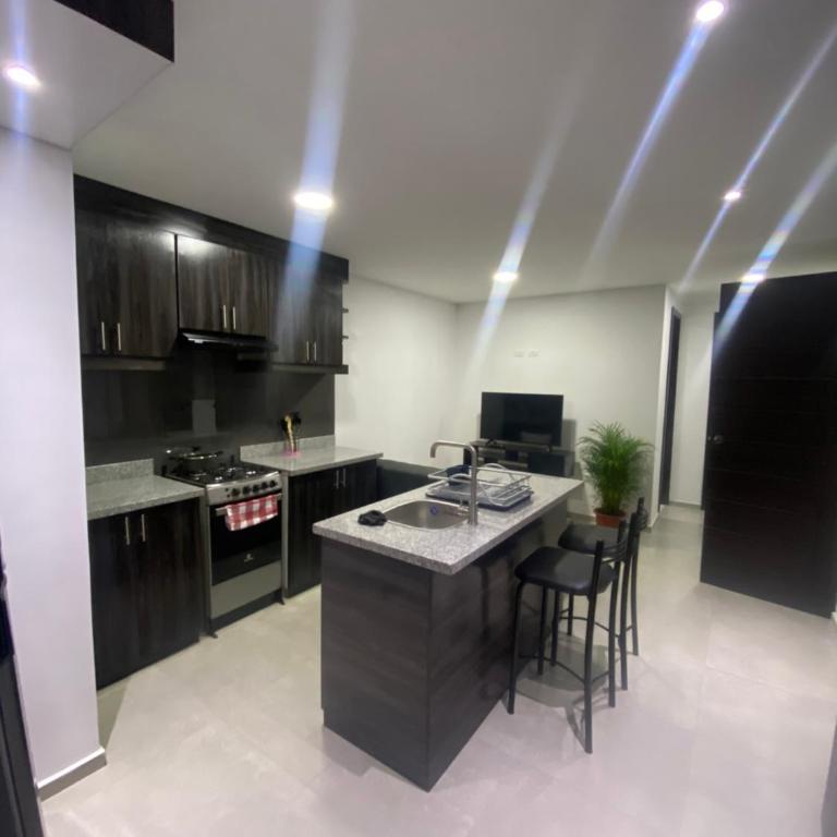 Lindo Dep excelente ubicación - Apartamento de 2 dormitorios - 9