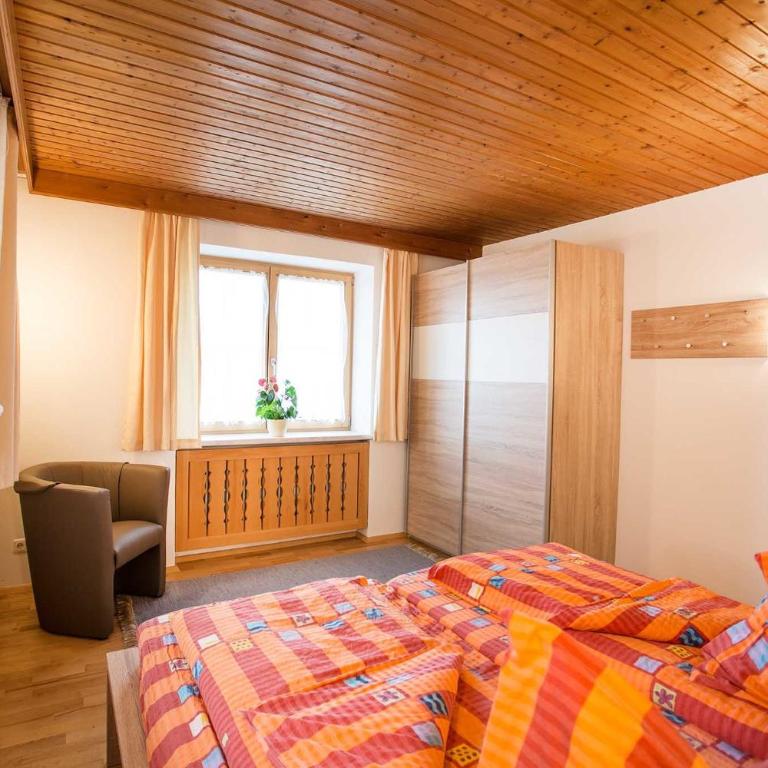 Ferienwohnung Schmid - Apartment mit 2 Schlafzimmern und Gartenblick - 9