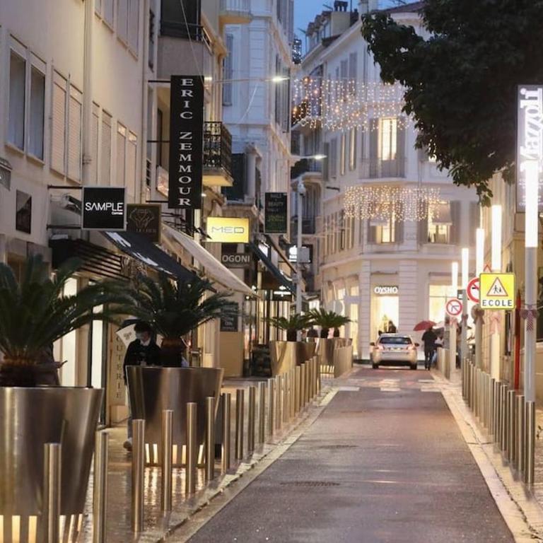 Dispo Lion s Cannes Perle Rare Près Hôtel Majestic Centre Croisette 1mn Palais et des Plages 4p Calme - Apartamento de 1 dormitorio - 28