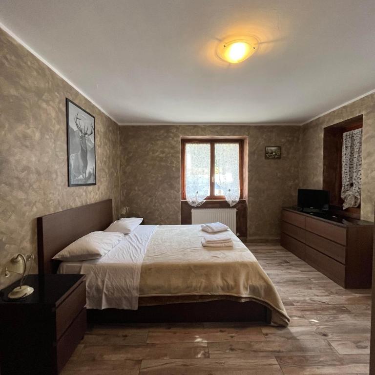 San Luigi - Rooms & Apartments - Camera Matrimoniale Standard - 3