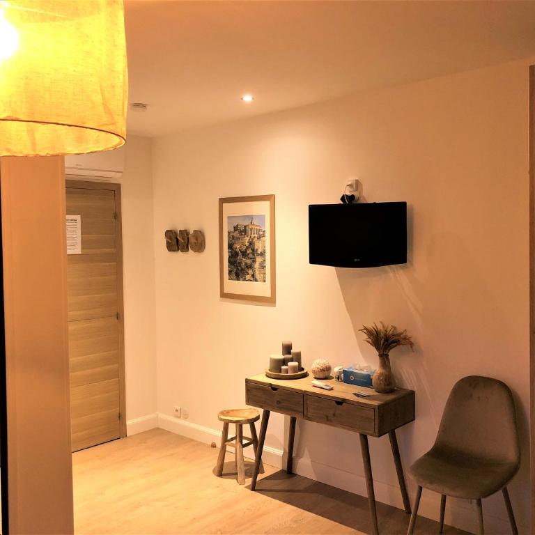 Le Mas Justin - Chambre Double Deluxe - 20