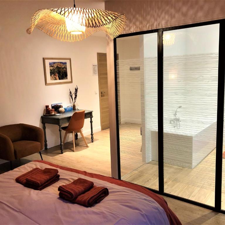 Le Mas Justin - Chambre Double Deluxe - 22