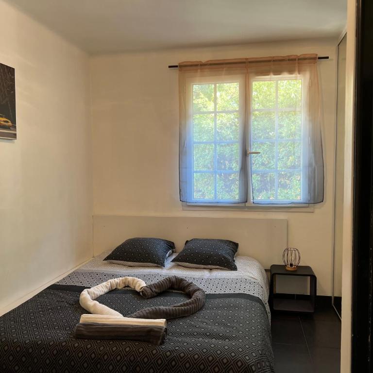 L'appart Isa&Marc T2 avec rez-de-jardin (bus aéroport) tout équipé pour 4 personnes; - Appartement 1 Chambre - 10