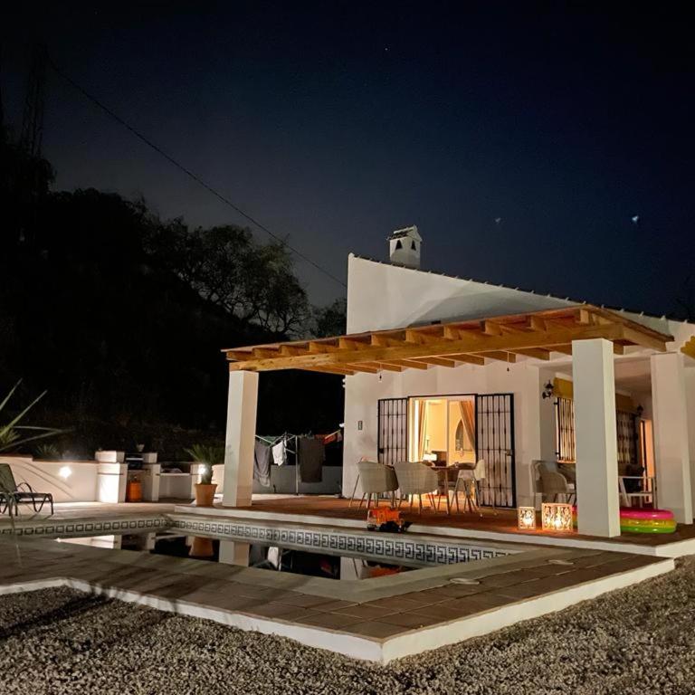 Casa Calmante - Stunning 3-bedroom Villa with Private Pool - Villa de 3 dormitorios - 8