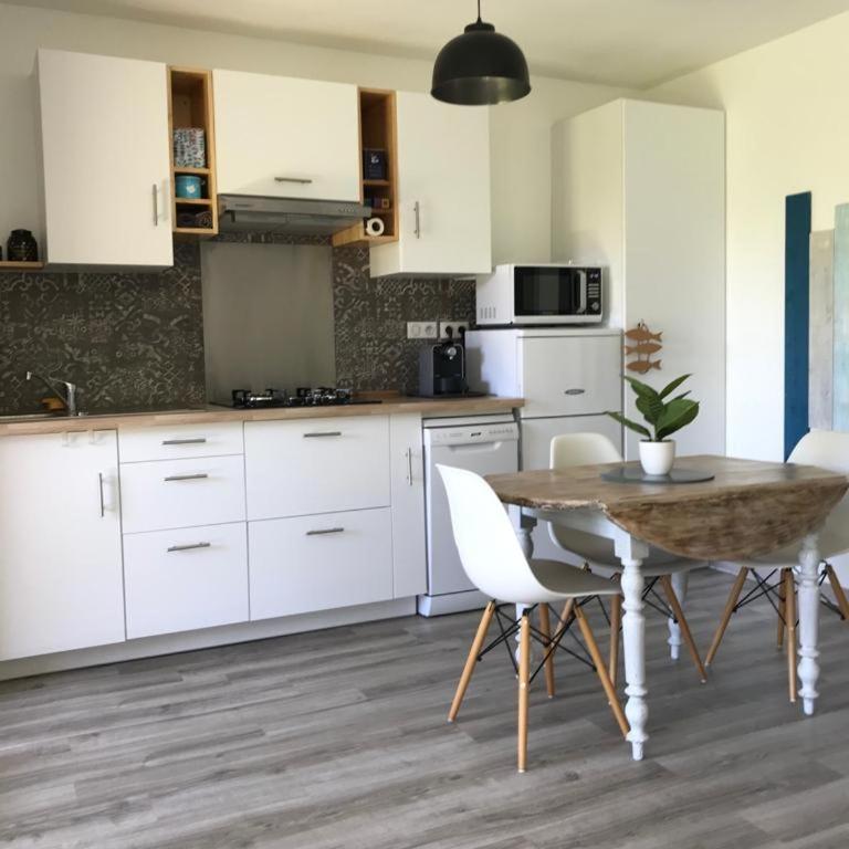 Charmante Cabane Bois - Maison 1 Chambre - 4