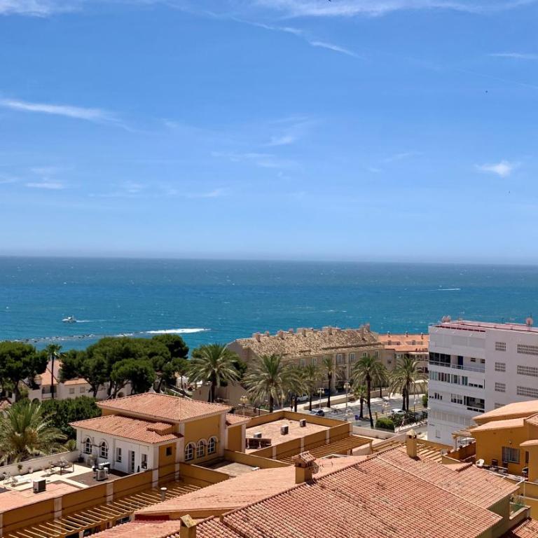 Don Gustavo Modern Apartment, Sea Views & Pool - One-Bedroom Apartment - 1