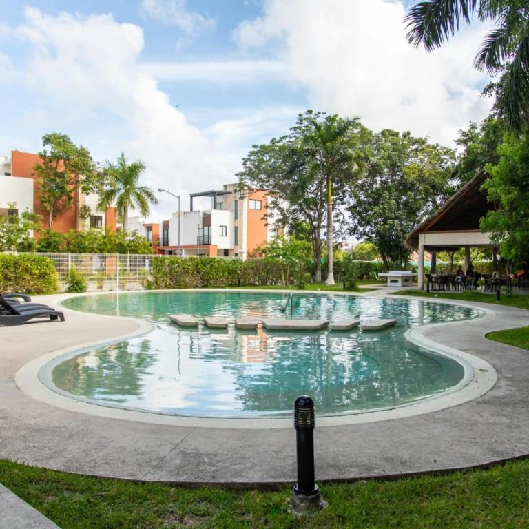 Exclusive building 6 people 3 cable televisions 3 swimming pools balcony, - Casa de 2 dormitorios - 4