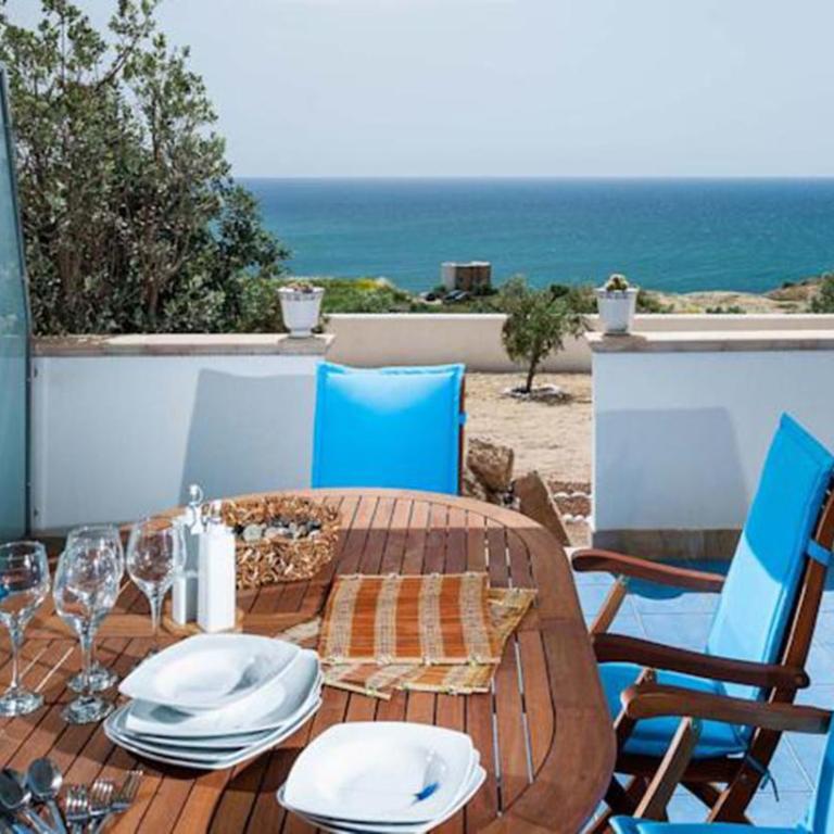 Bono Vacanze Villa Maragani Charme & Relax - Large Two-Bedroom Apartment with Sea View - 4
